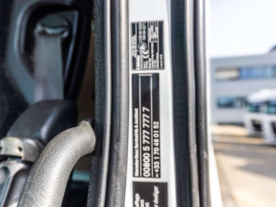 Mercedes-Benz ACTROS 1845 LS Photo 22