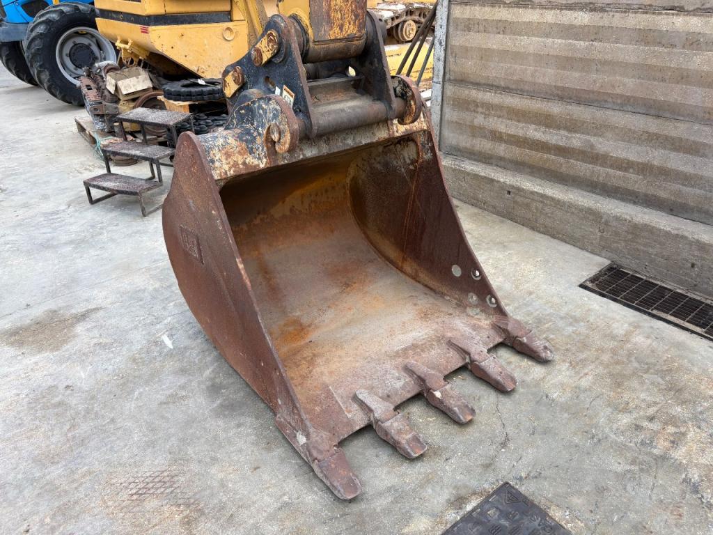 Caterpillar M315D Photo 10
