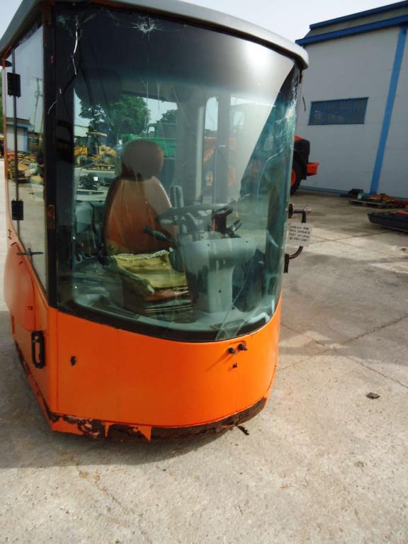 Cabine pour Fiat Hitachi W130 - 110 Photo 1