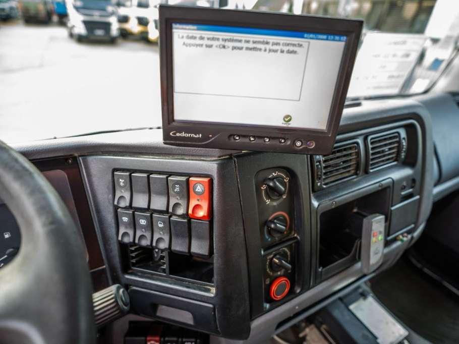 Renault MIDLUM 220 +ALU 9.500L+4 COMP Photo 13