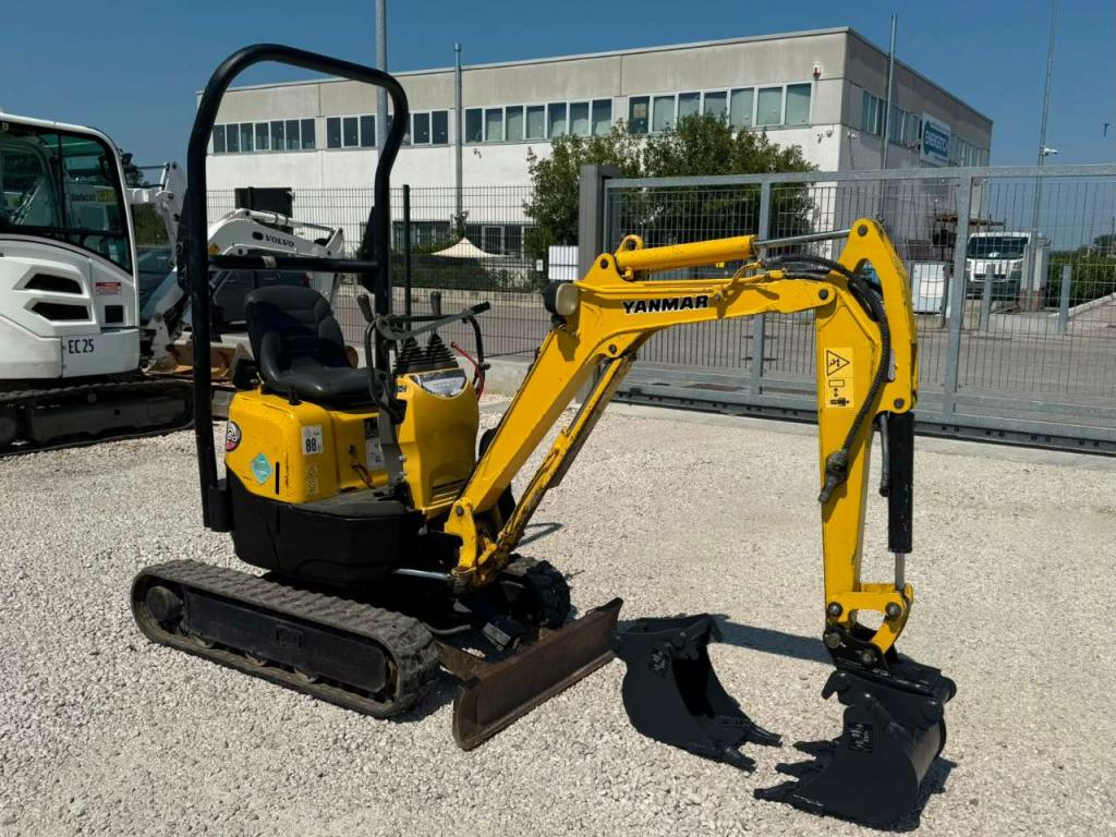 Yanmar VIO10-2A Photo 2