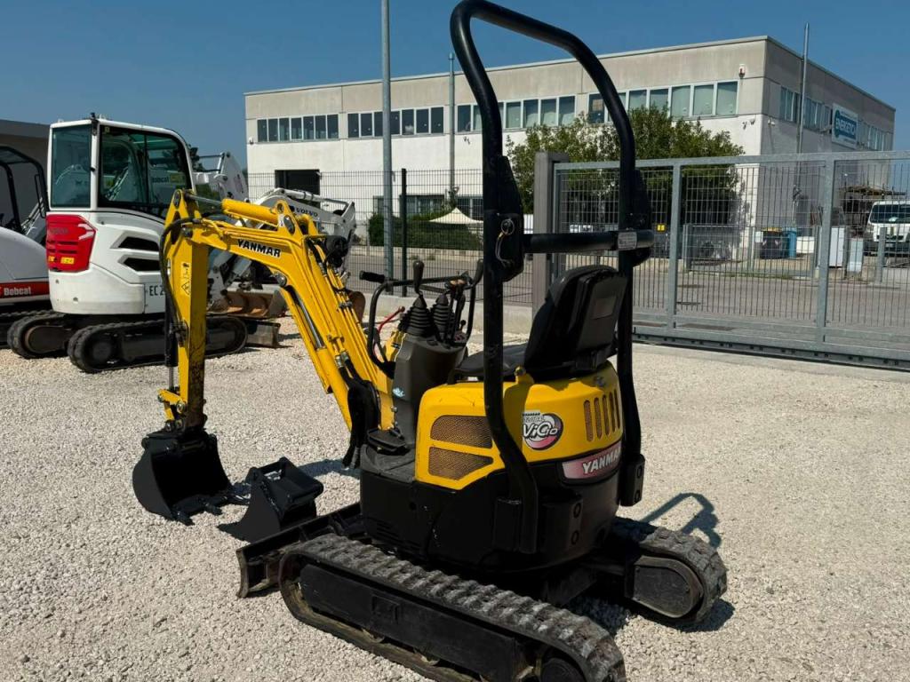 Yanmar VIO10-2A Photo 3