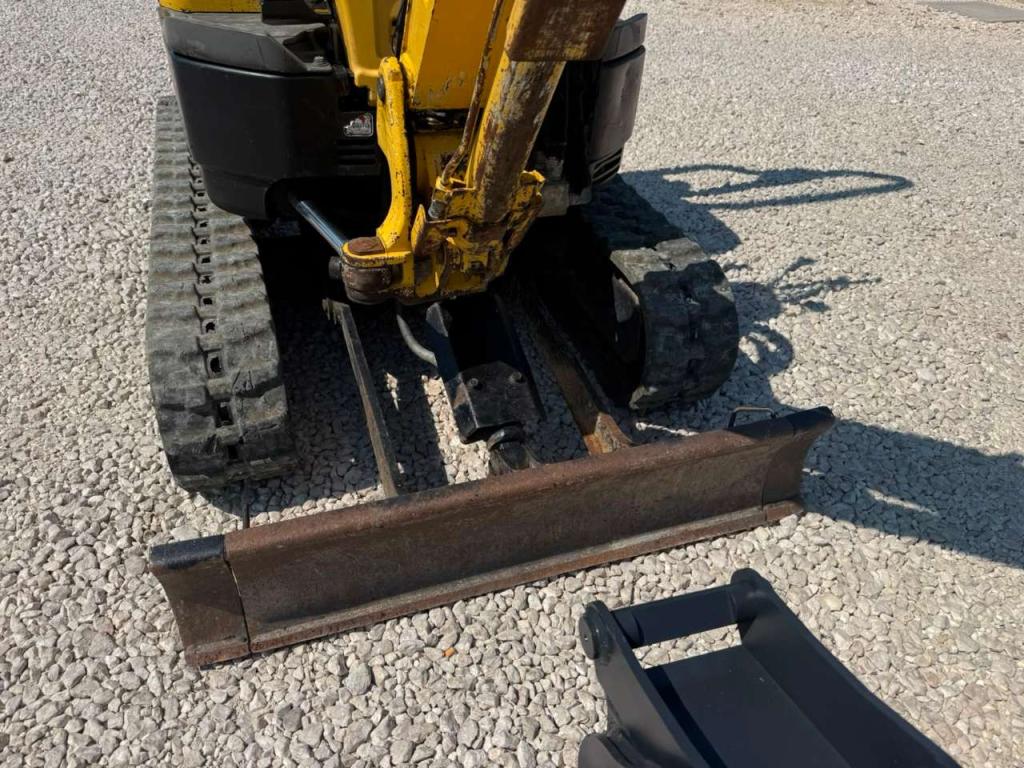 Yanmar VIO10-2A Photo 6