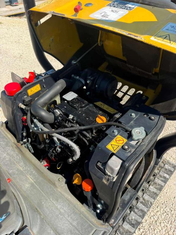 Yanmar VIO10-2A Photo 9