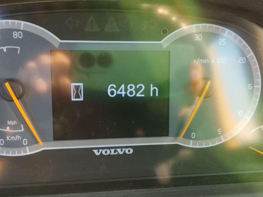 Volvo A25G Photo 6