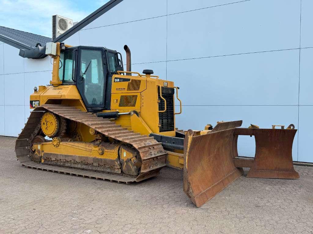 Caterpillar D6N LGP - German Machine / Folding Blade Photo 7