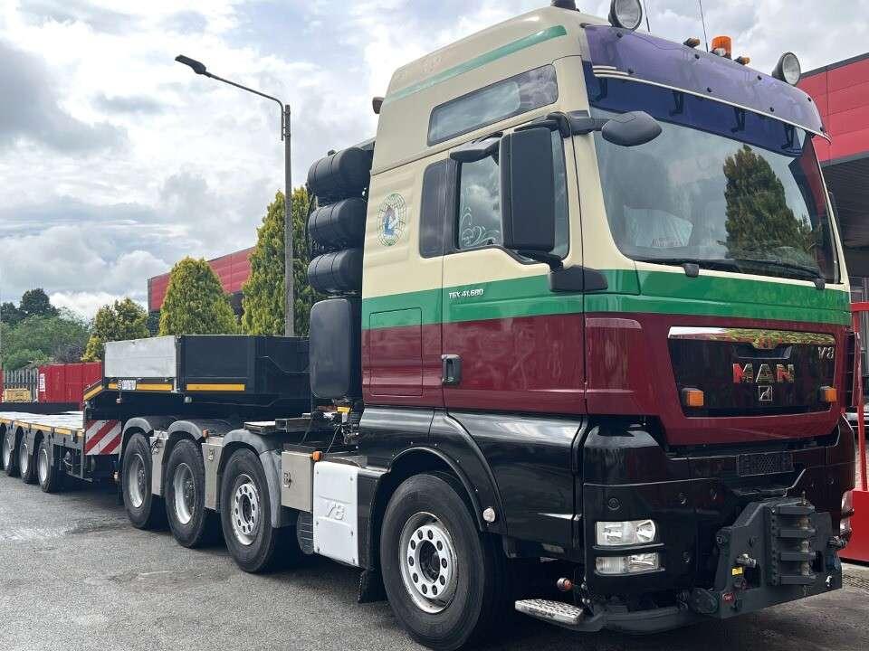 Man TGX 41.680 - 8X4 Photo 11