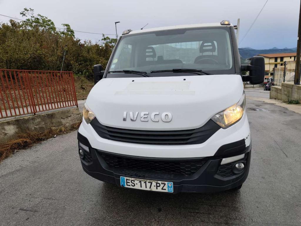 Iveco DAILY 35-140 Photo 13