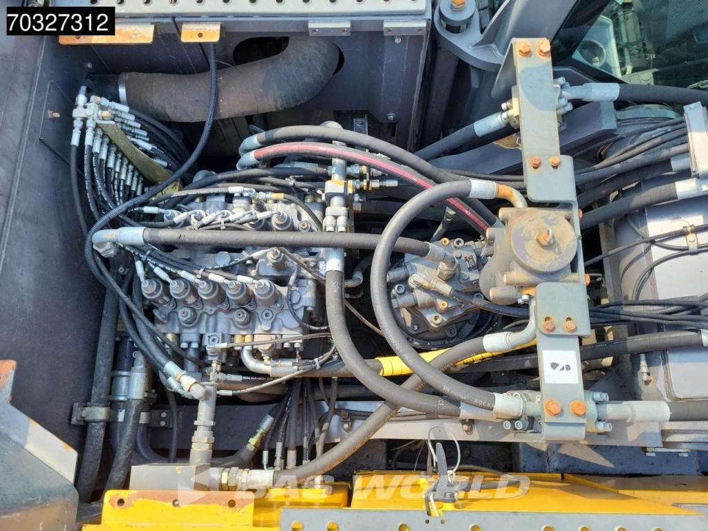 Volvo EC380 E L Photo 15