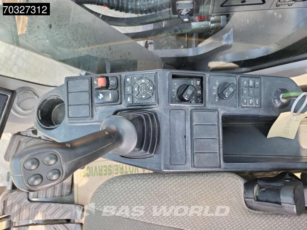 Volvo EC380 E L Photo 27
