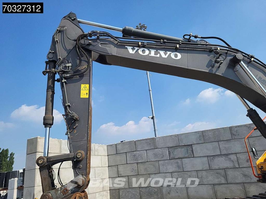 Volvo EC380 E L Photo 7