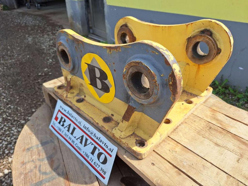 pin-on for 12-15 ton excavators Attachment plate Photo 3