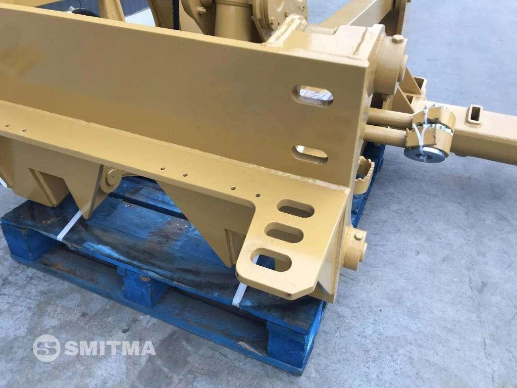 Caterpillar 140K Photo 8