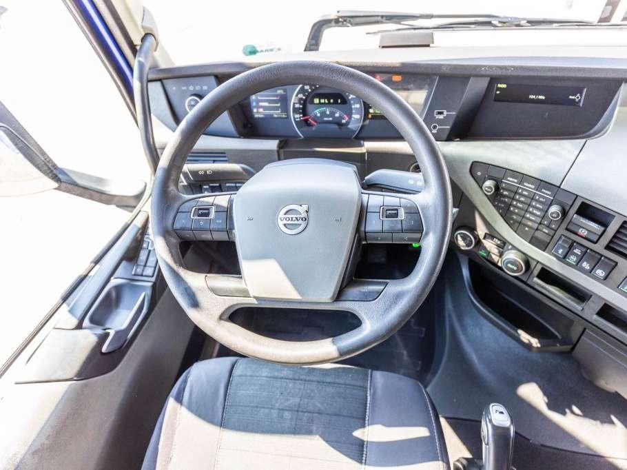 Volvo FH 420 Photo 18
