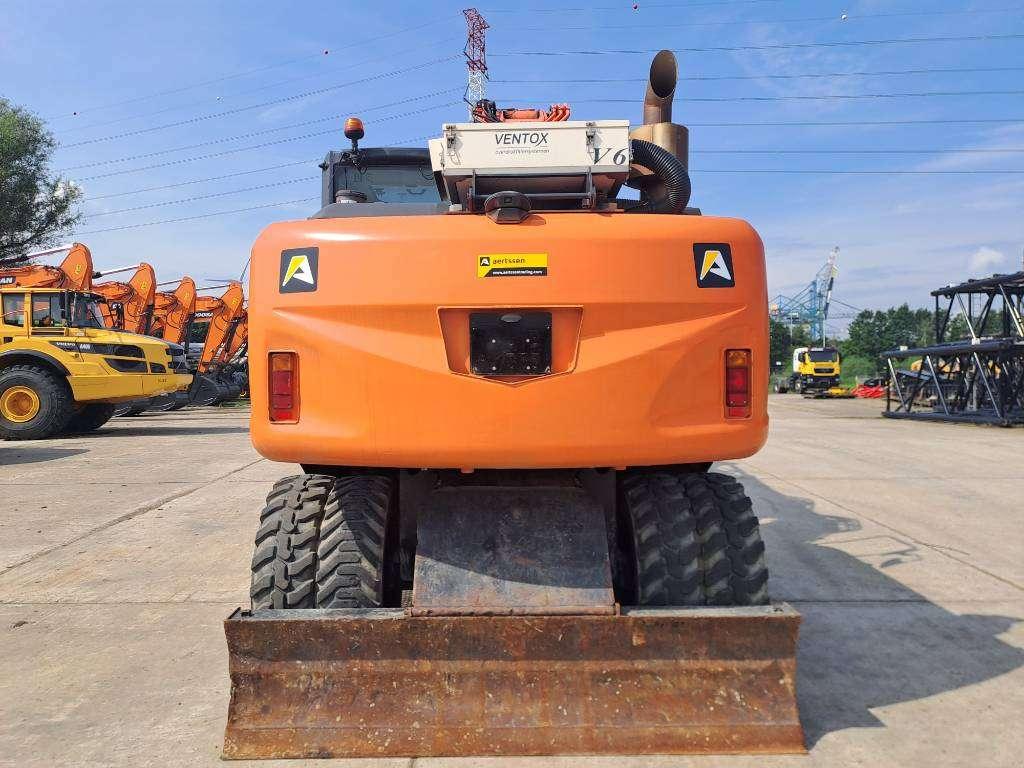 Hitachi ZX170W-5B Photo 3
