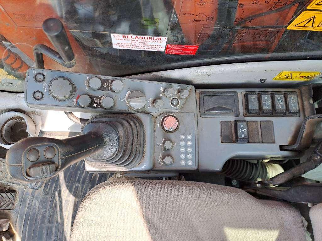 Hitachi ZX170W-5B Photo 30