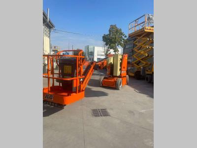JLG E300AJP en vente par Centro Usato Srl