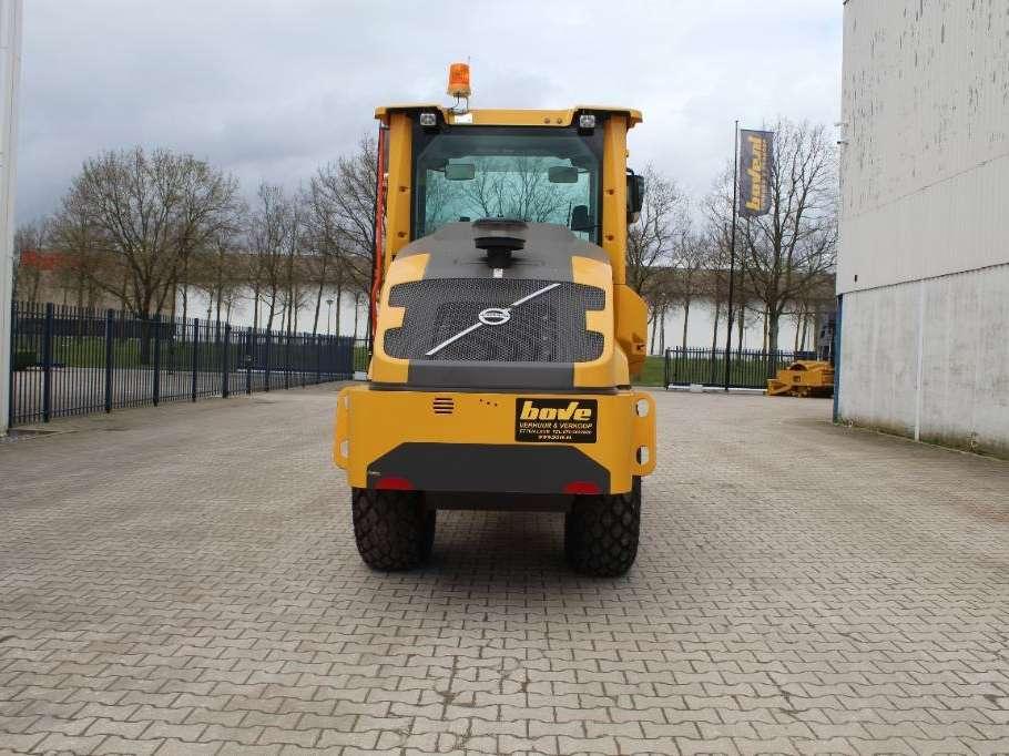 Volvo SD 75 B Photo 4