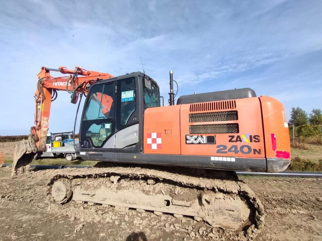 Hitachi Zaxis ZX240N-5B Series Photo 1