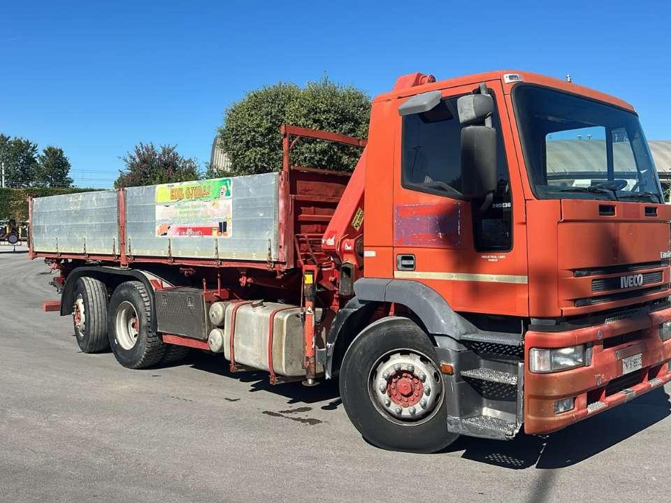 Iveco 240E38 Photo 2