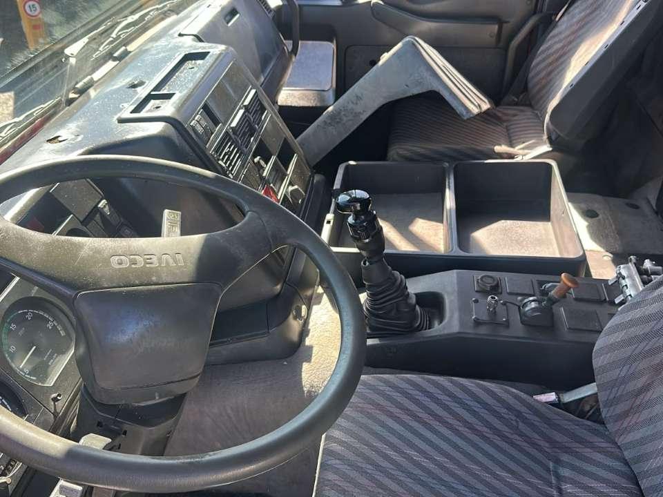 Iveco 240E38 Photo 3