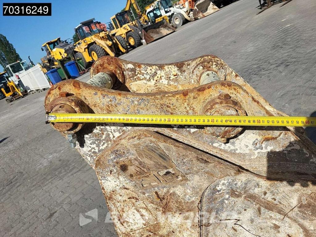 Komatsu PW180 -7E0 OUTRIGGERS + BLADE Photo 28