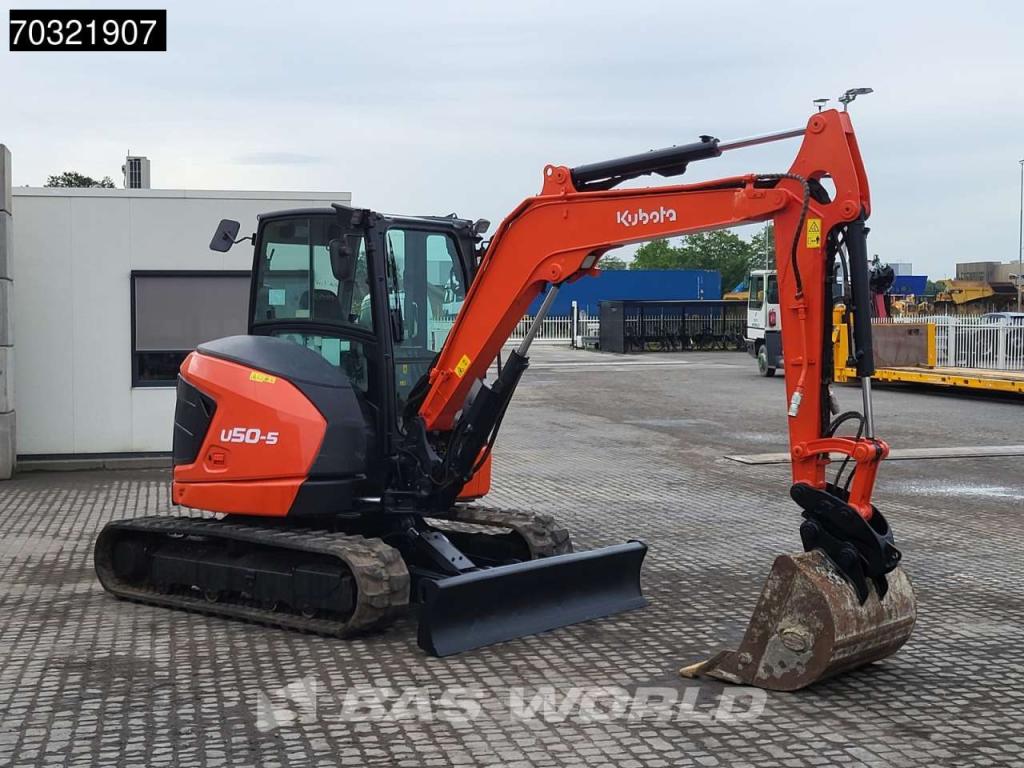 Kubota U50-5 Photo 10