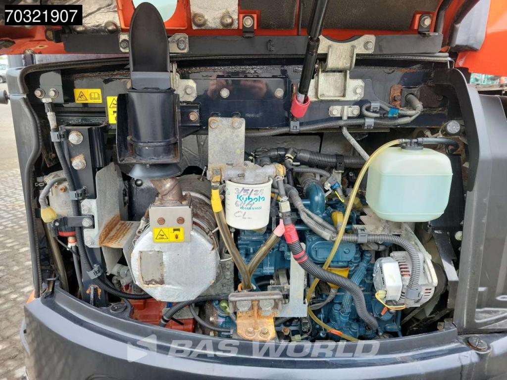 Kubota U50-5 Photo 23