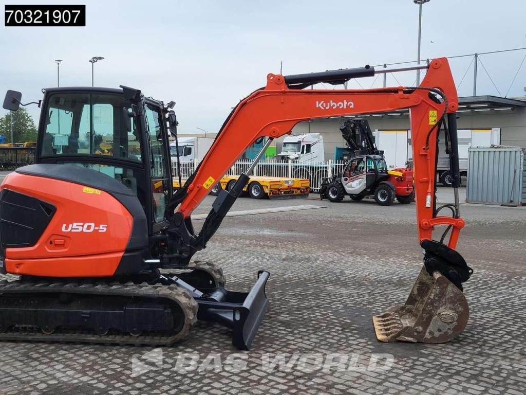 Kubota U50-5 Photo 9