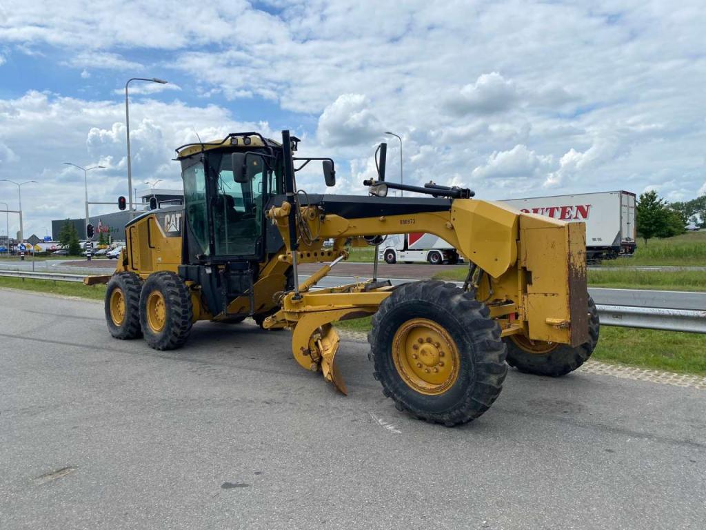 Caterpillar 140M Ripper + Pushblock Photo 6