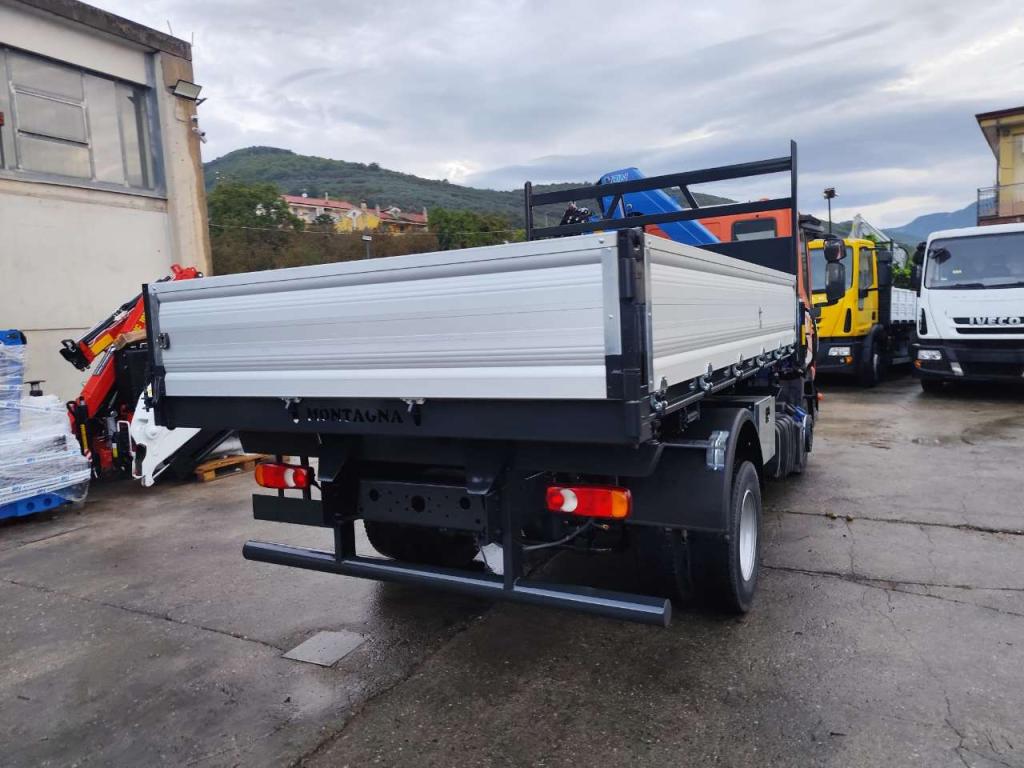 Iveco EUROCARGO 120-190L Photo 24
