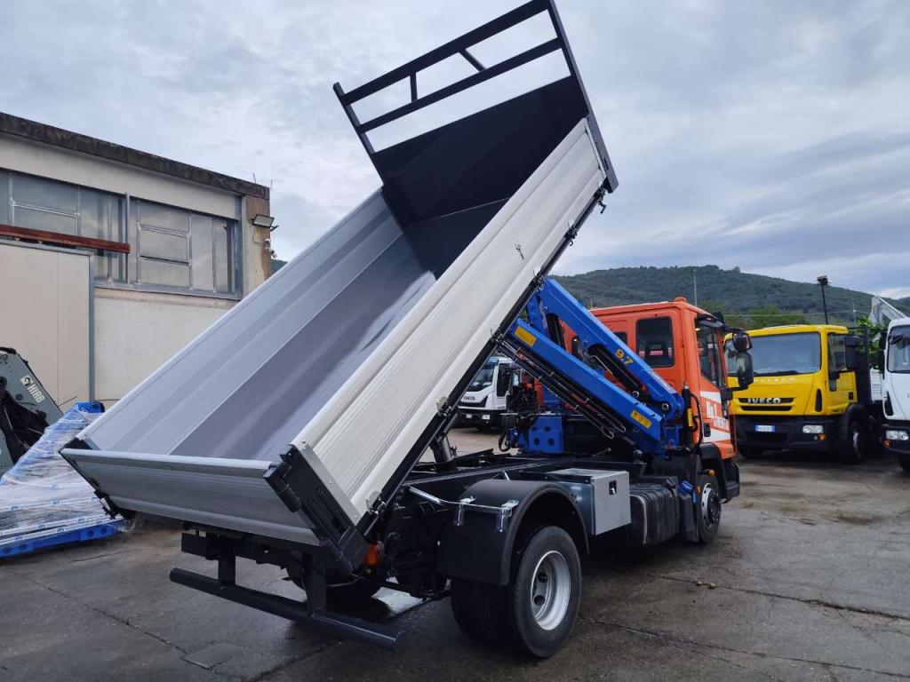 Iveco EUROCARGO 120-190L Photo 4