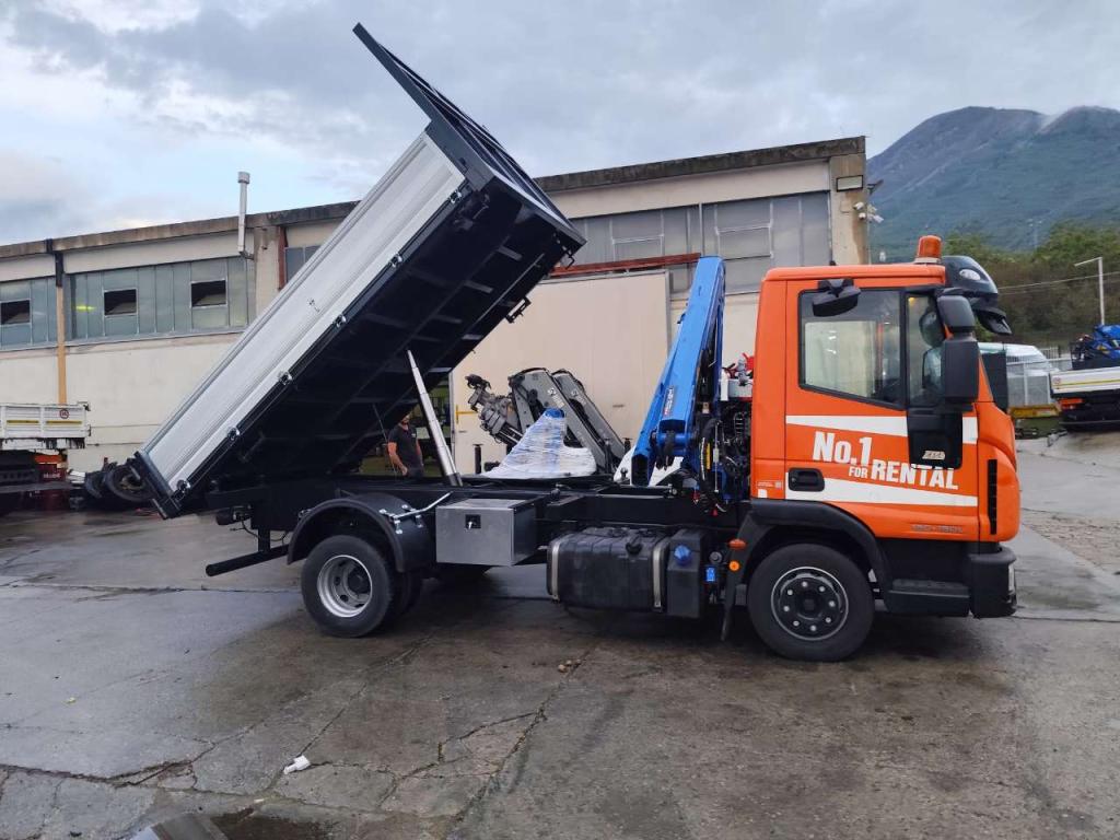 Iveco EUROCARGO 120-190L Photo 5