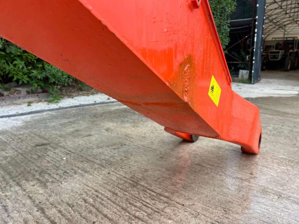 Kubota KX080-3a Photo 5