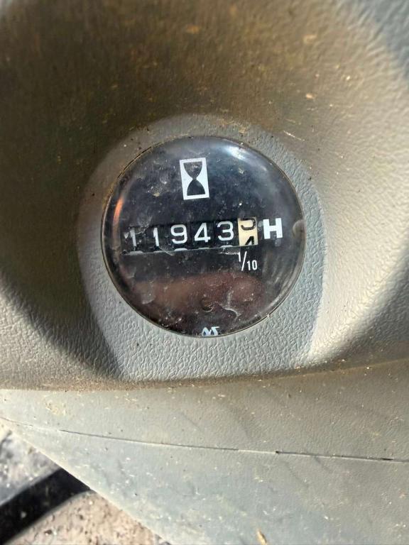 Fiat Kobelco EX235 Photo 11