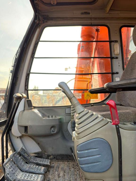 Fiat Kobelco EX235 Photo 8
