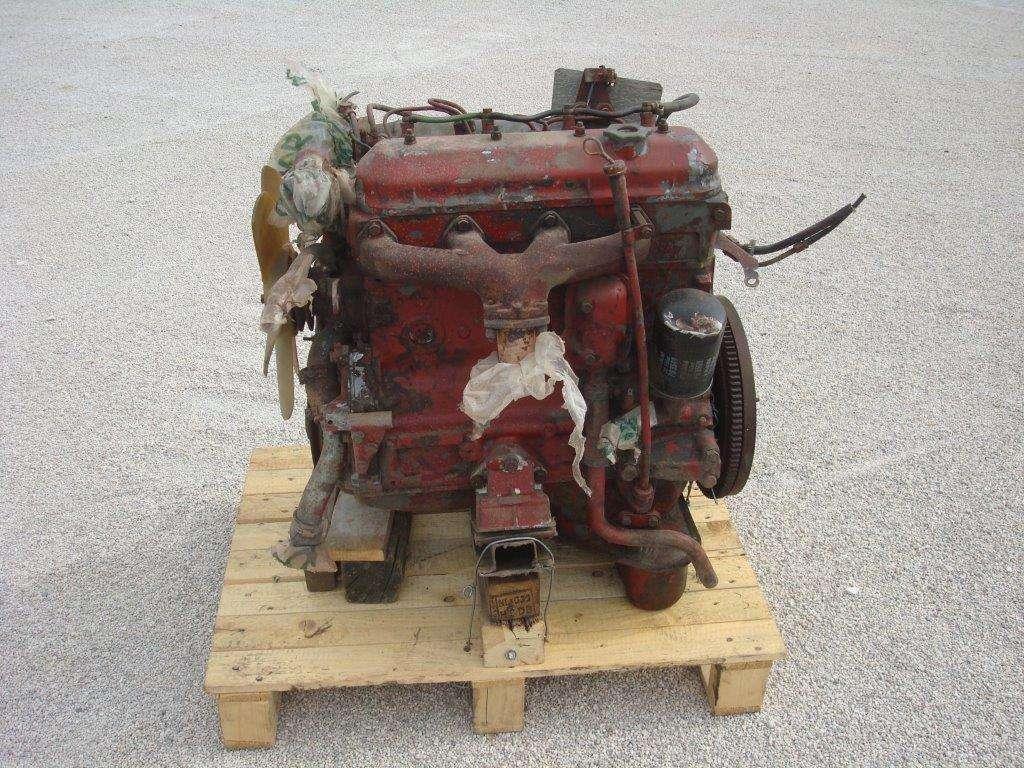 Moteur à combustion pour FIAT 8040.02 Photo 3