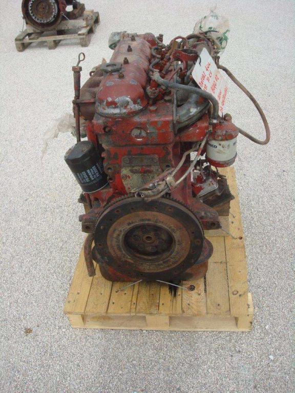 Moteur à combustion pour FIAT 8040.02 Photo 4