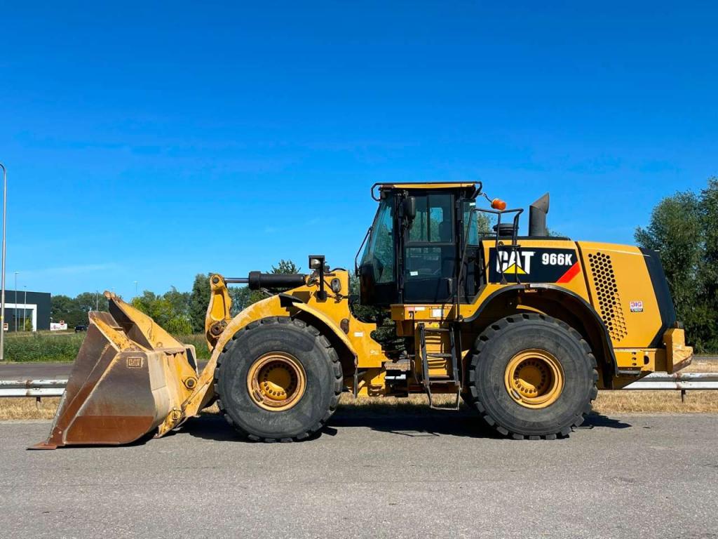 Caterpillar 966K Photo 1