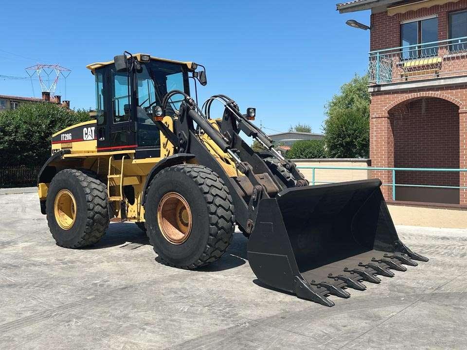 Caterpillar IT28G 4X4 Photo 18