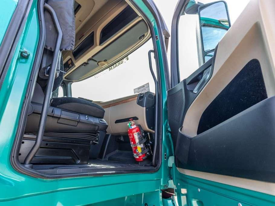 Mercedes-Benz ACTROS 1845 LS Photo 11