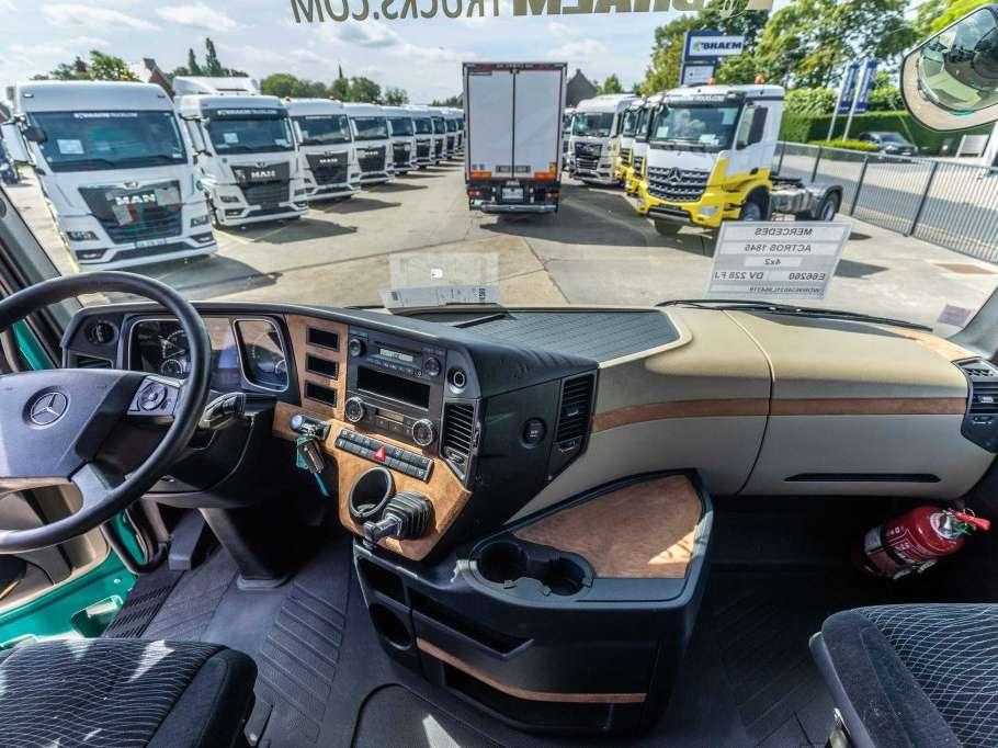 Mercedes-Benz ACTROS 1845 LS Photo 17