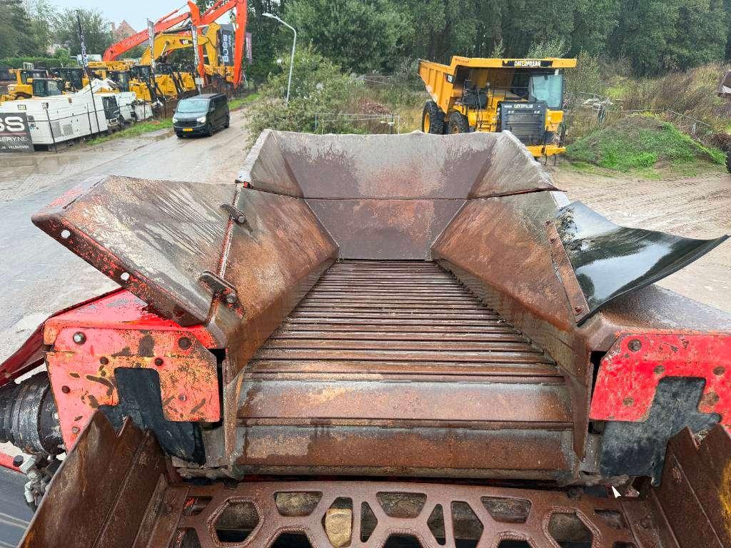 Terex - Finlay 883 - Automatic Greasing / Caterpillar Engine Photo 19