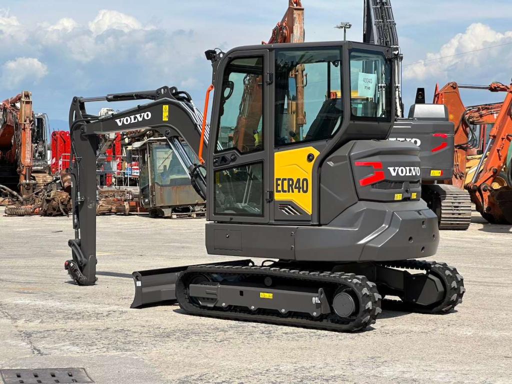 Volvo ECR40F Photo 1