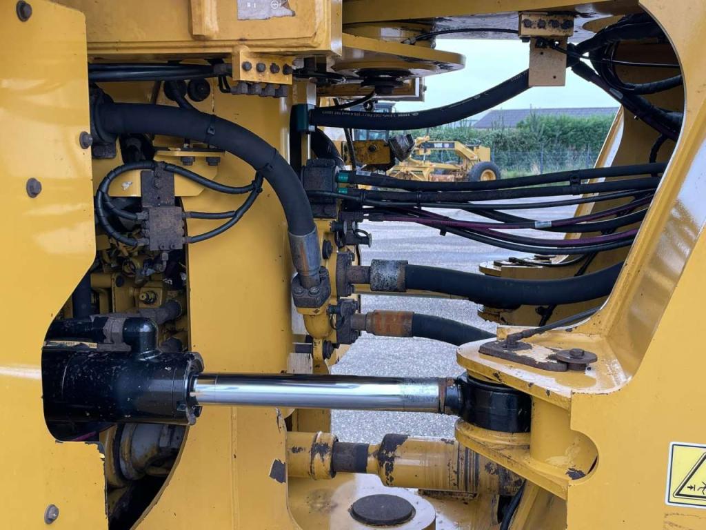 Caterpillar 980M | New Bucket Photo 17