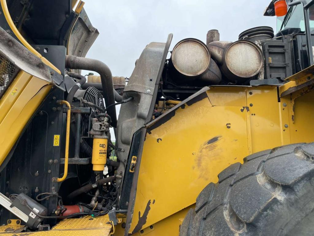 Caterpillar 980M | New Bucket Photo 30