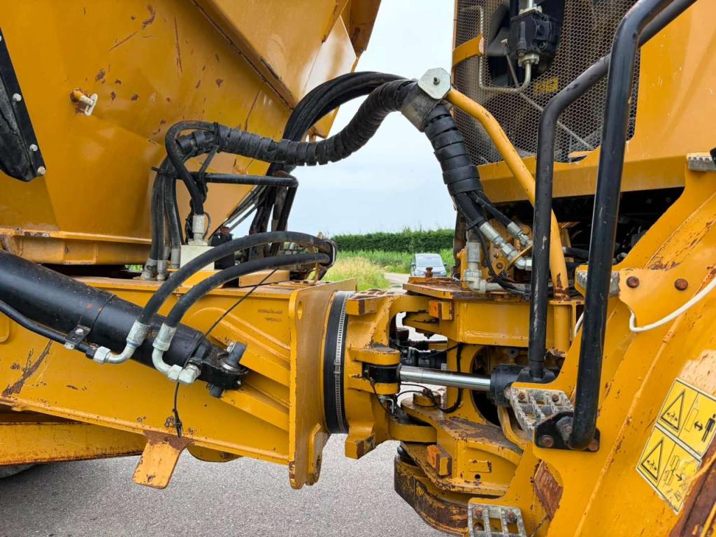 Caterpillar 745C Photo 25