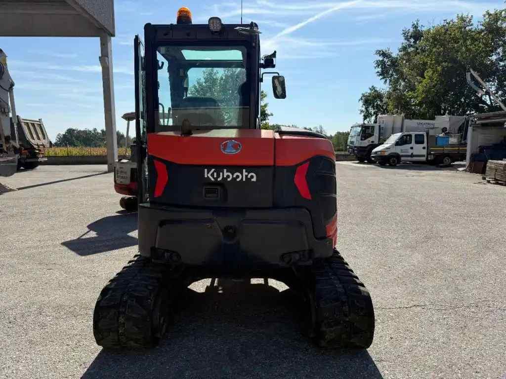 Kubota U56-5 Photo 5