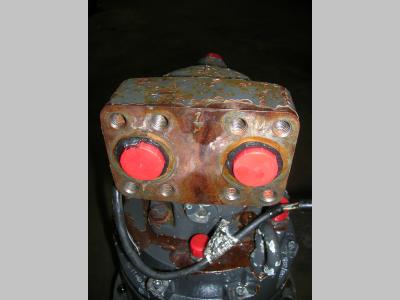 Moteur de rotation de la tourelle pour O&K MH Plus en vente par PRV Ricambi Srl