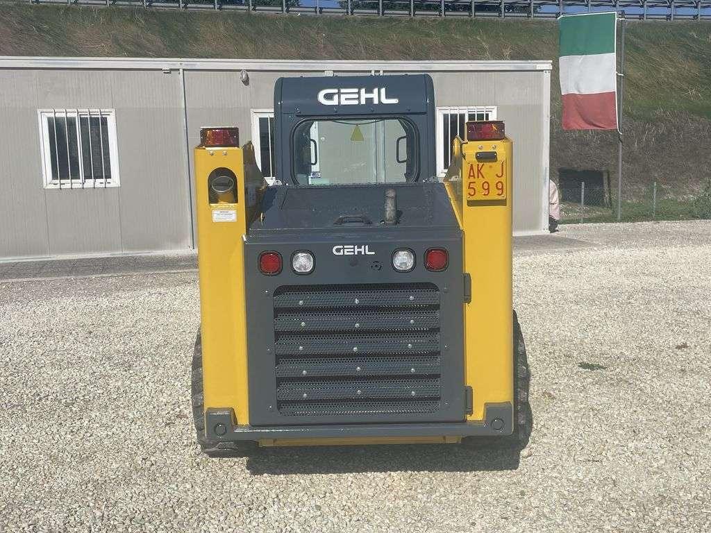 Gehl R260 Photo 7